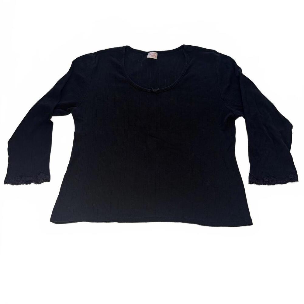 Cruz Women's Black Long Sleeve Top